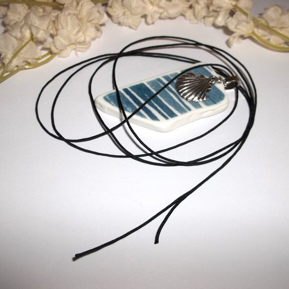 Silver Seashell Necklace Beach Theme Adjustable Length Tie Cord Medallion A968 - Picture 4 of 8